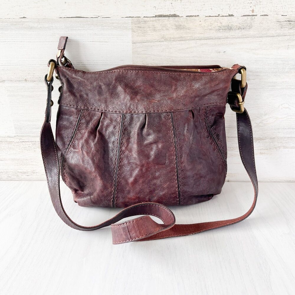 Vintage Fossil Leather Crossbody Bag Brown Pleated Distressed Casual Western